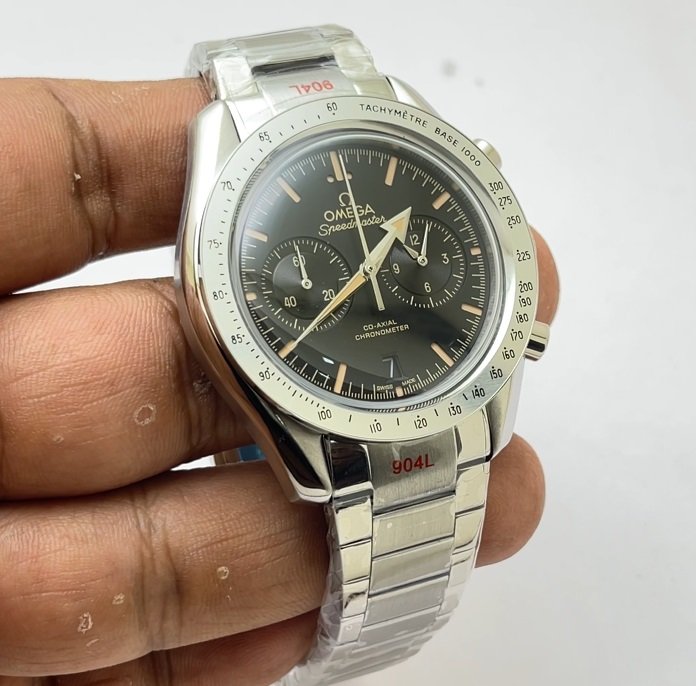 First Copy Replica Watches In Noida